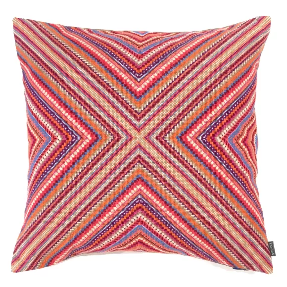 Embroidered Pillow - Zeinab Crimson<Kissweh New