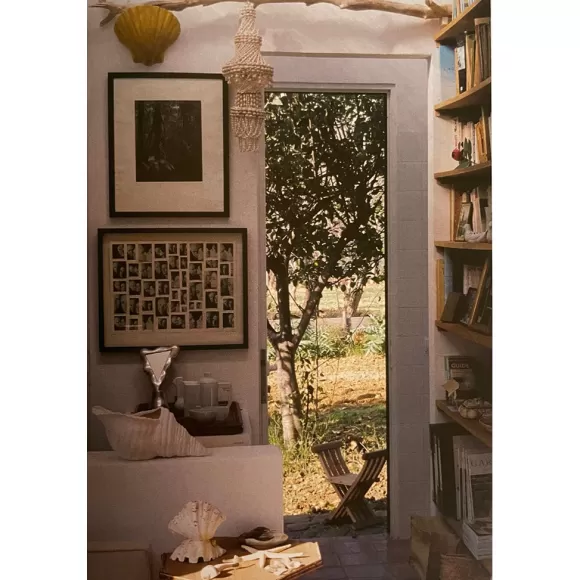 Under The Sun: Around The World In 21 Houses<Rarities Cheap
